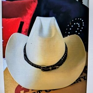 John B Stetson vintage Classic Cream Cowboy Hat with Brn Band. 7 1/8